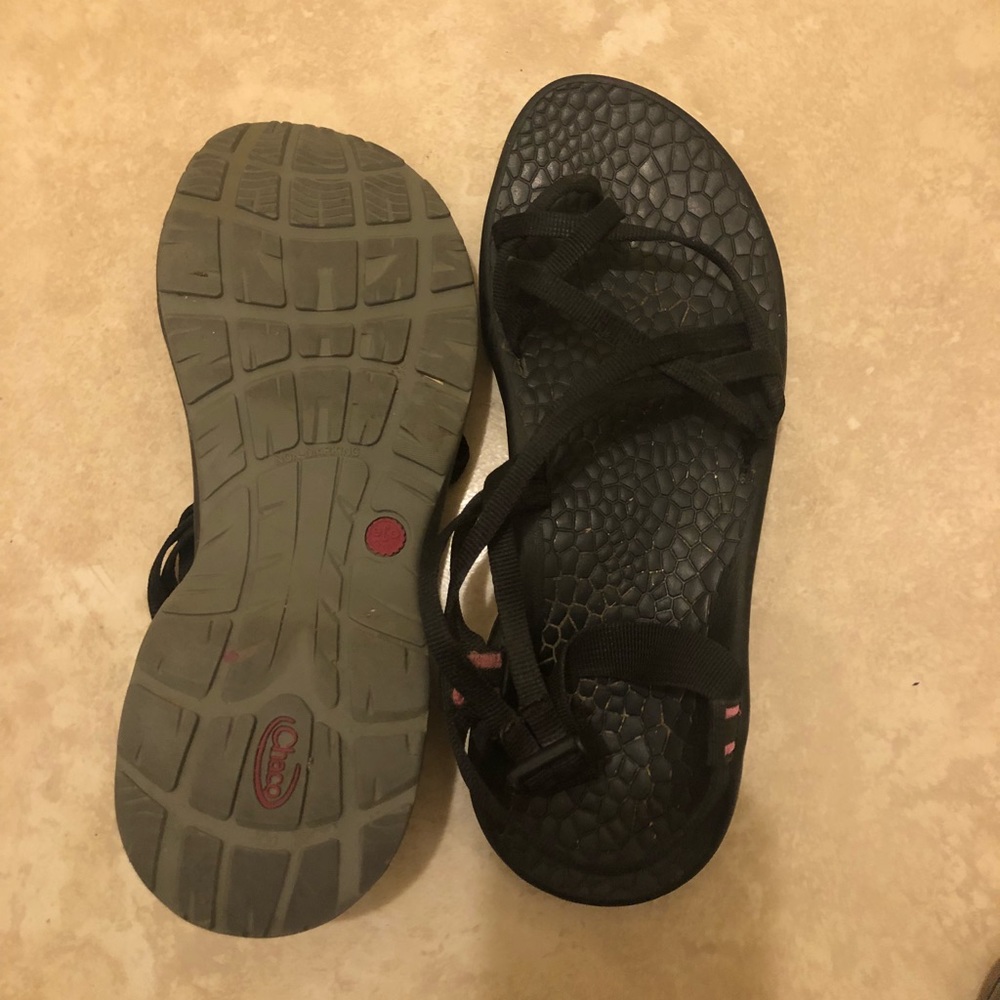 Chaco 10 women’s black chacos